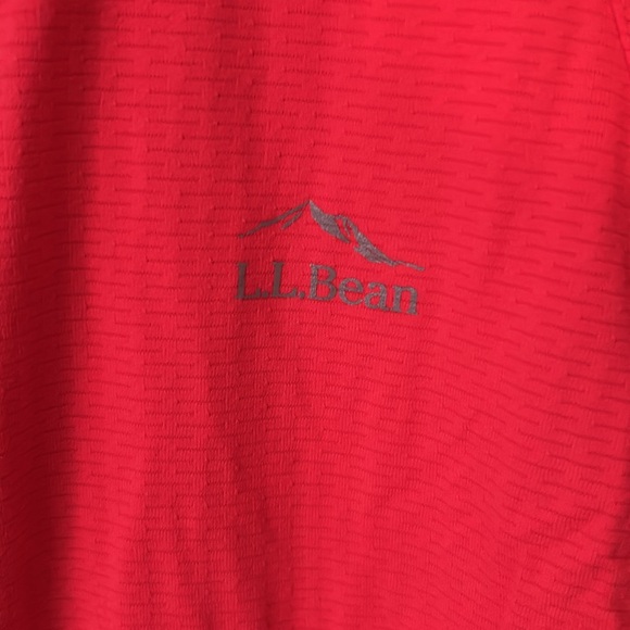 LL Bean lightweight hooded long sleeve top - Picture 2 of 4